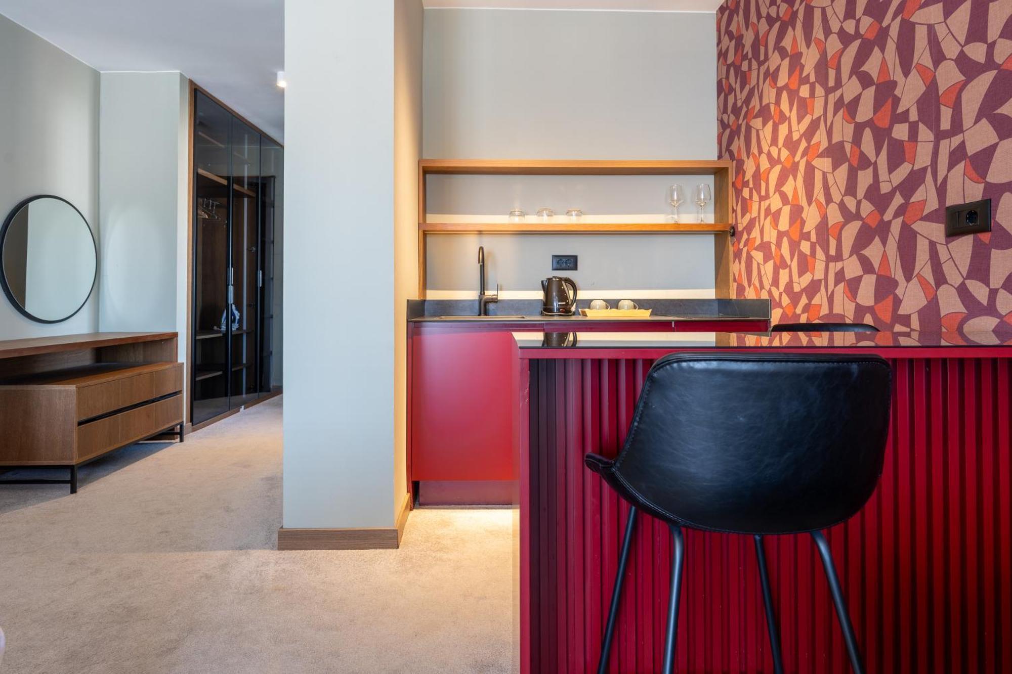 Downtown Apartments Приштина Экстерьер фото